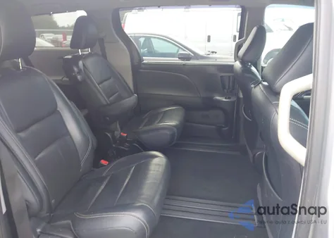 2016 Toyota Sienna Se 8 Passenger from USA, damaged, VIN 5TDXK3DC4GS731438